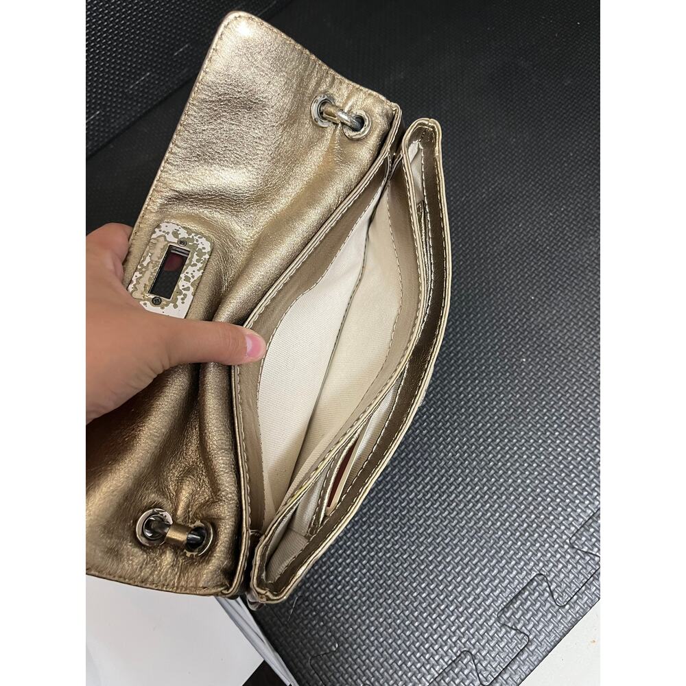 MICHAEL KORS VINTAGE Champagne color and metallic chain shoulder bag / clutch - Picture 10 of 12